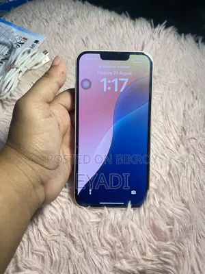 অ্যাপল আইফোন ১৩ ১২৮ জিবি হোয়াইট