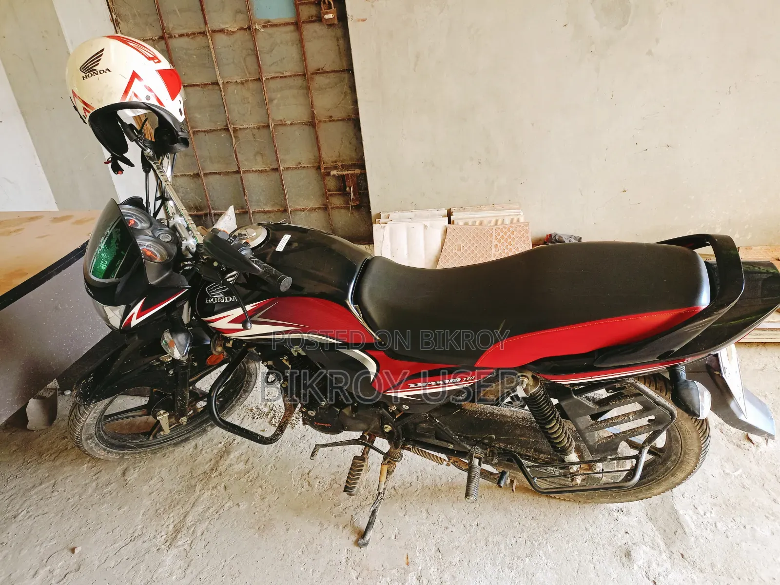 হোন্ডা ড্রিম নিও ২০২২ ব্ল্যাক