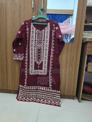 মহিলাদের পাকিস্তানি পোশাক