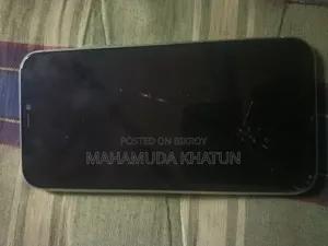 অ্যাপল আইফোন ১১ ৬৪ জিবি হোয়াইট