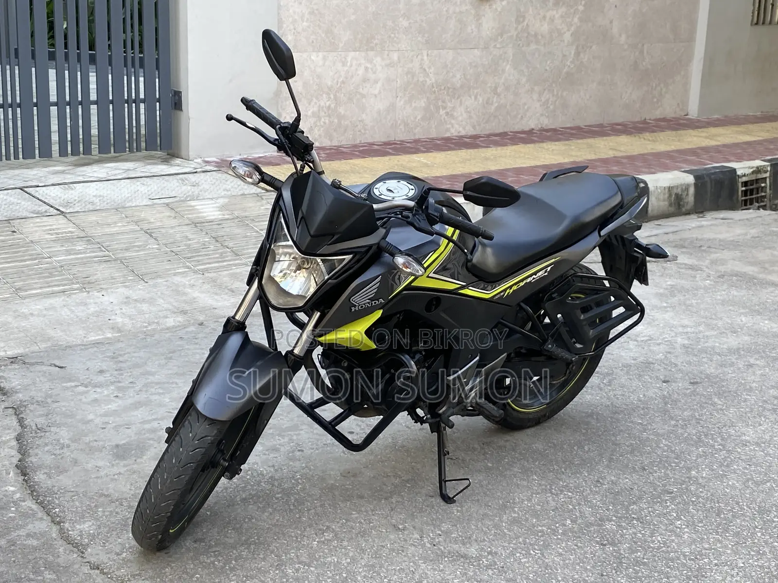 হোন্ডা হরনেট ২০১৮ গ্রে