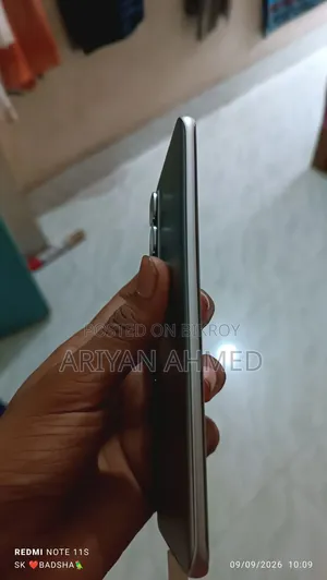 Infinix Hot 60 Pro Plus 128 Gigabytes Gray