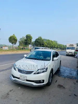 টয়োটা অ্যালিওন ২০১১ সাদা