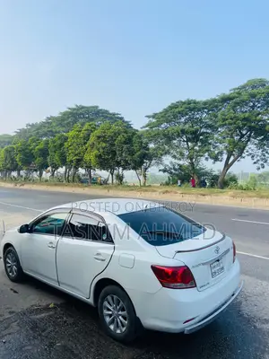 টয়োটা অ্যালিওন ২০১১ সাদা