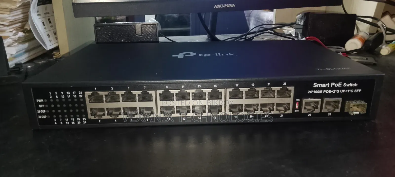 TP-Link 24 Port Smart PoE Switch | TL-SL1226P | Used
