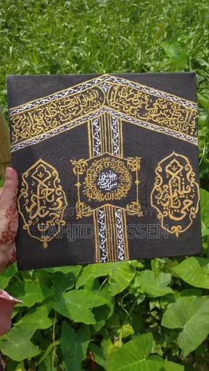 ১০×১০ ইঞ্চি হ্যান্ড পেইন্টেড ক্যানভাস