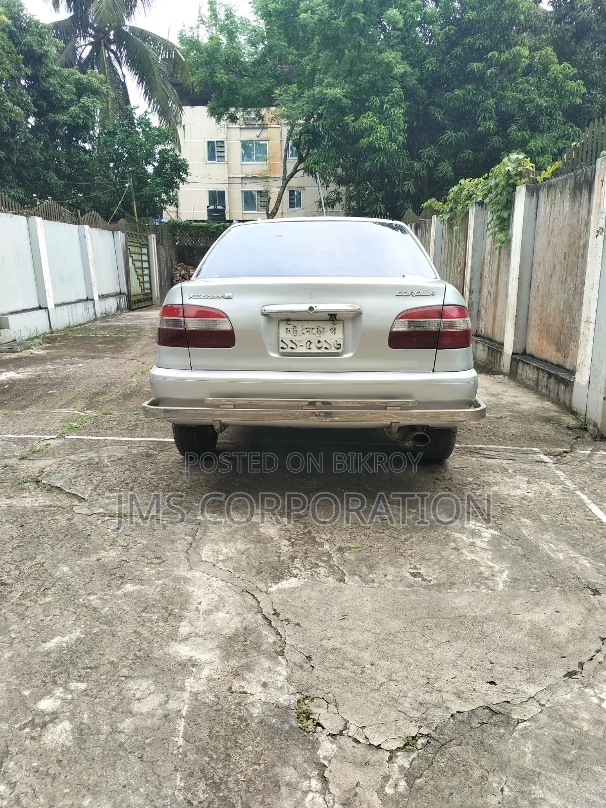 টয়োটা করোল্লা সেডান ১৯৯৯ সিলভার