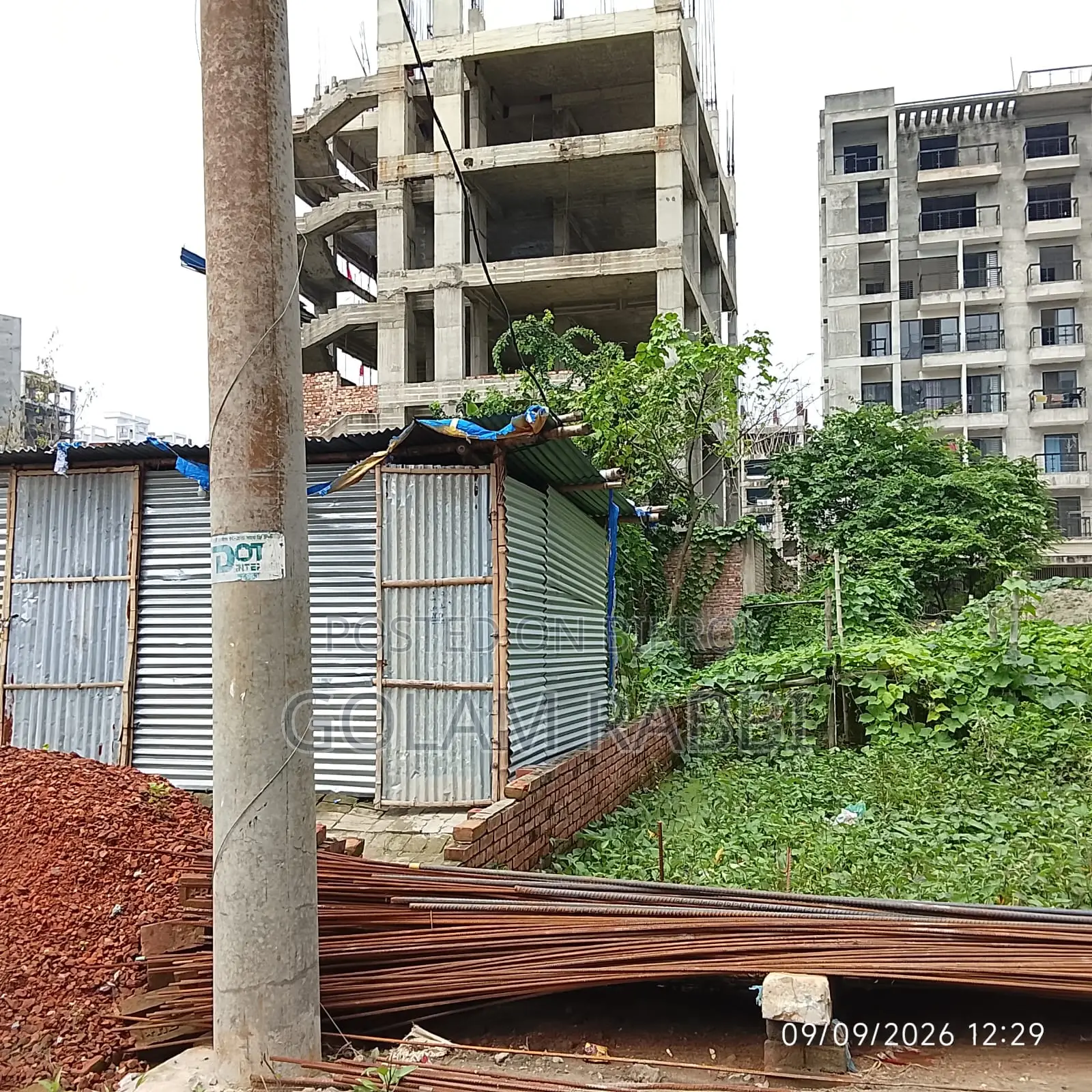 বসুন্ধরা এল ব্লক ৫ কাঠা দক্ষিণমুখী জমি বিক্রয়