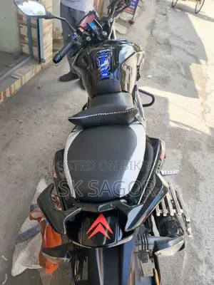 টিভিএস আপাচি আরটিআর ১৬০ ৪ভি ২০২১ ব্ল্যাক