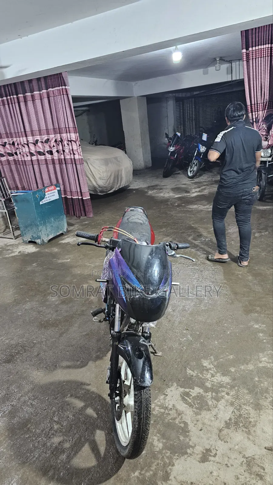 বাজাজ পালসার ১৫০ ২০১০ লাল
