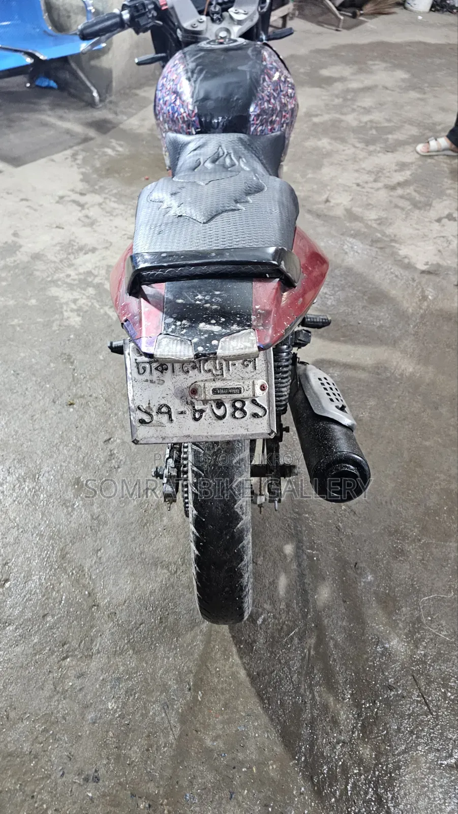 বাজাজ পালসার ১৫০ ২০১০ লাল