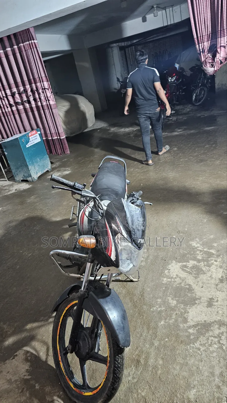 টিভিএস মেট্রো ২০১৫ কালো