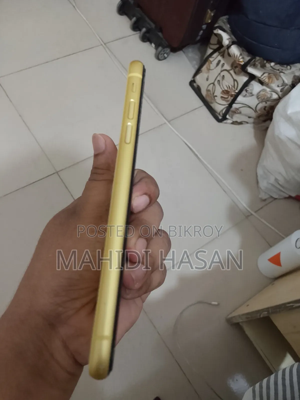 অ্যাপল আইফোন ১১ ৬৪ জিবি ইয়েলো