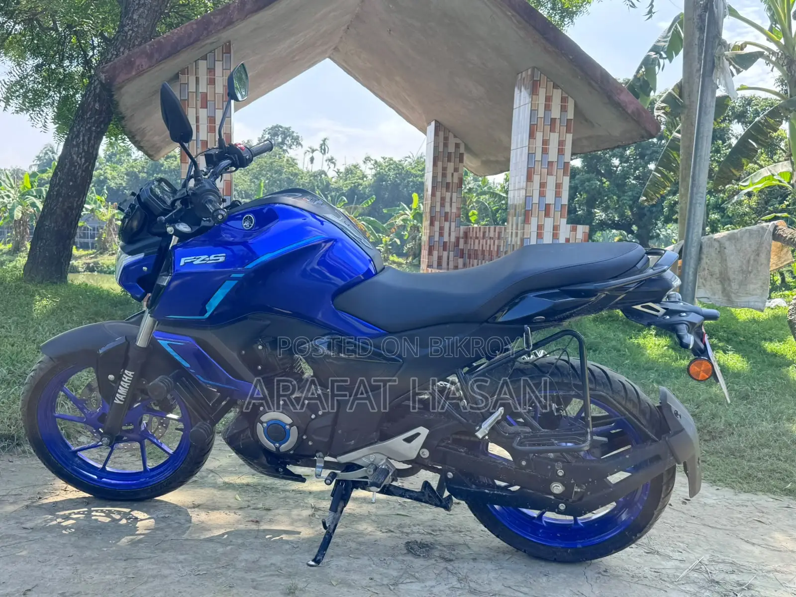 নতুন ইয়ামাহা এফজেডএস ভি৪ ২০২৬ নীল