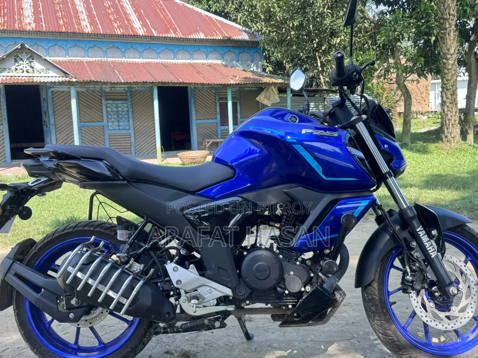 নতুন ইয়ামাহা এফজেডএস ভি৪ ২০২৬ নীল