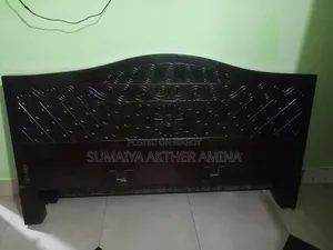 বোর্ড খাট বিক্রি হবে।