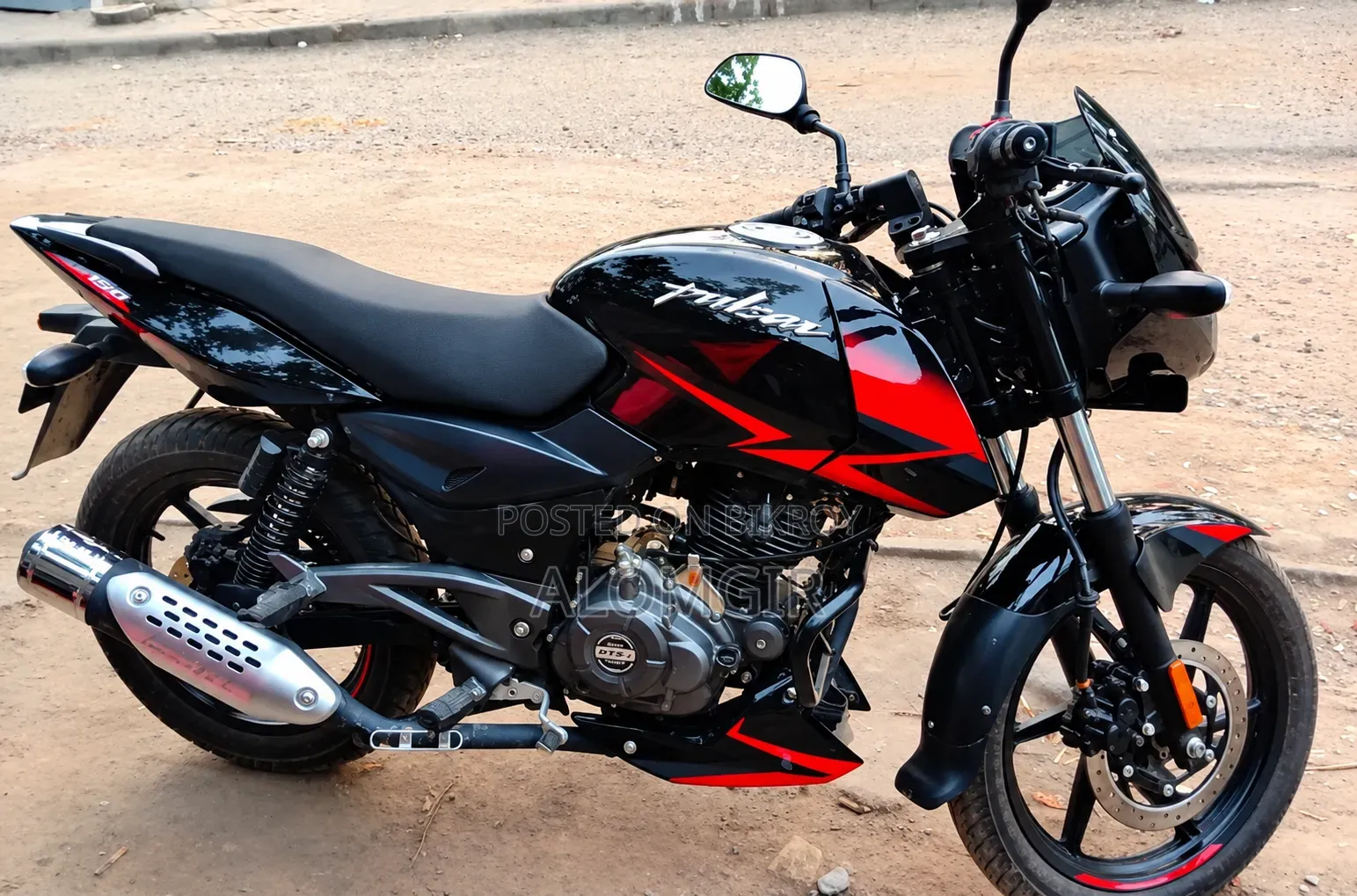 বাজাজ পালসার ১৫০ ২০১৯ ব্ল্যাক