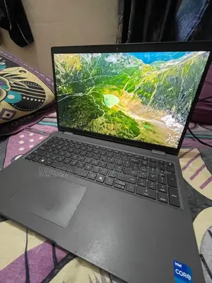 Laptop Dell Latitude 3550 16GB Intel SSD 512GB