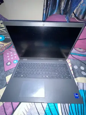 Laptop Dell Latitude 3550 16GB Intel SSD 512GB