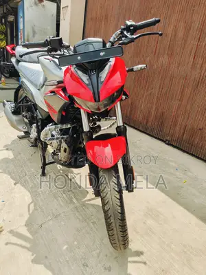হিরো এক্সট্রিম ১২৫আর ২০২৬ অরেঞ্জ