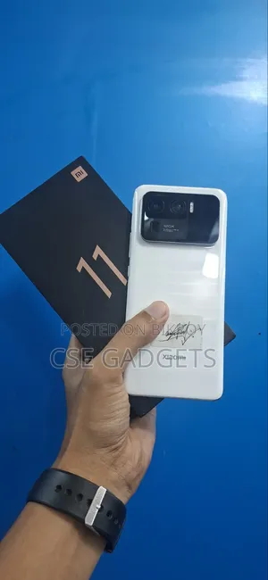শাওমি মি ১১ আল্ট্রা ২৫৬ জিবি সাদা