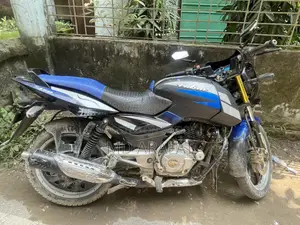 বাজাজ পালসার ১৫০ ২০১৭ ব্লু