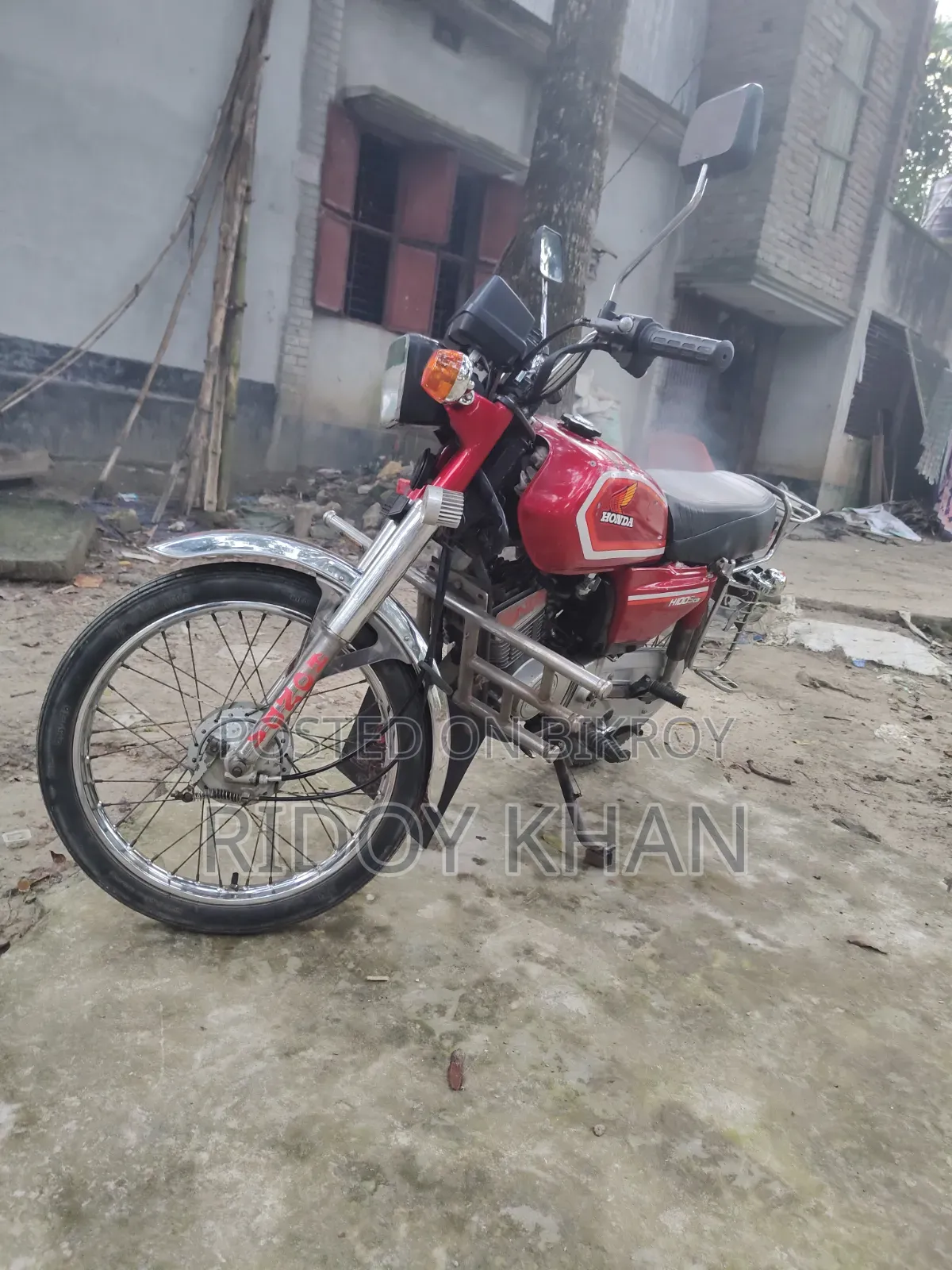 Honda CB 1990 Red
