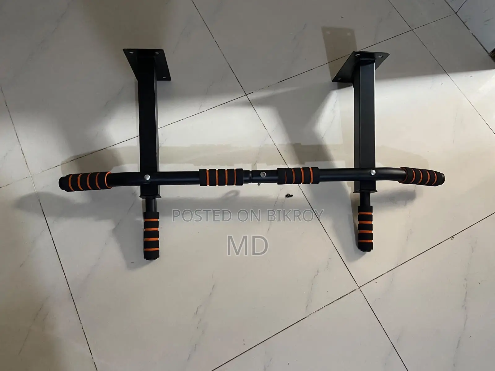 Pull Up Bar