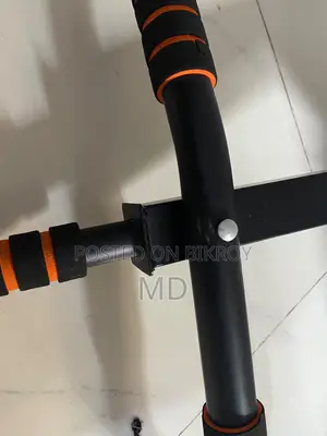 Pull Up Bar