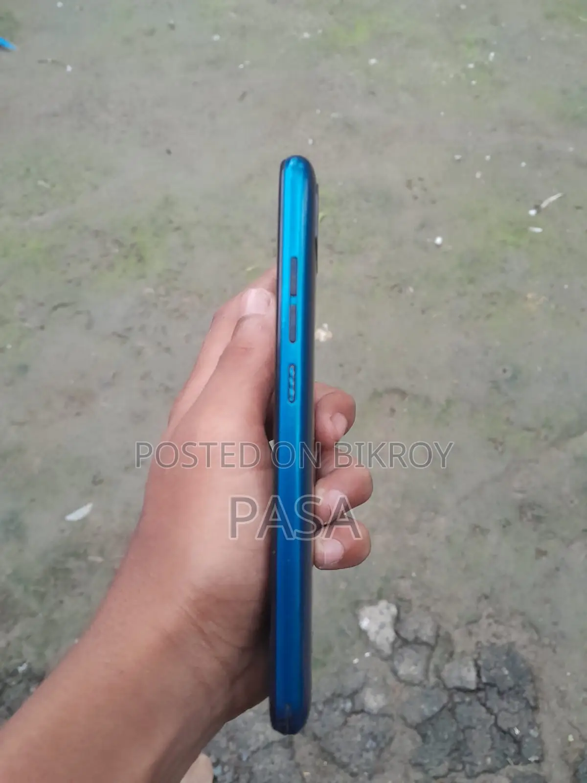 Symphony V139 32 GB Blue