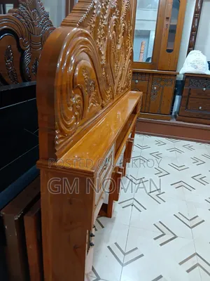 নতুন ডিজাইনের প্রিমিয়াম মেহগনি কাঠের খাট | মজবুত ও আকর্ষণীয় ডিজাইন