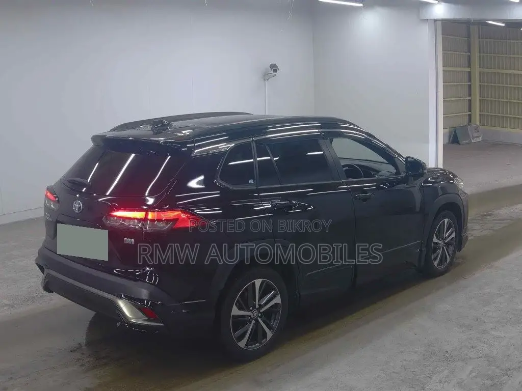 Toyota Corolla Cross 1.8 Hybrid FWD 2022 Black