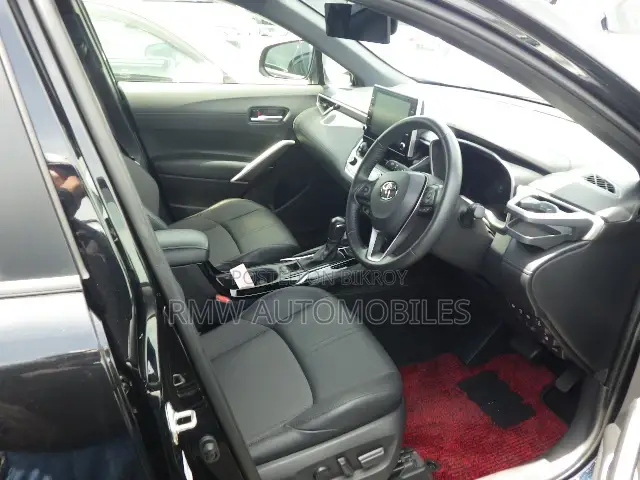 Toyota Corolla Cross 1.8 Hybrid FWD 2022 Black