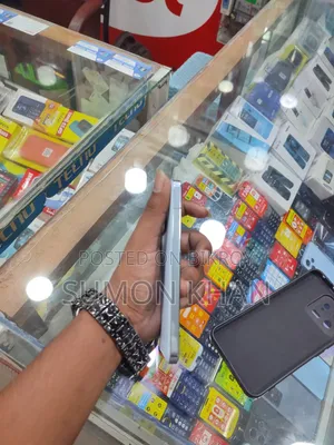শাওমি ১৩ ৫১২ জিবি