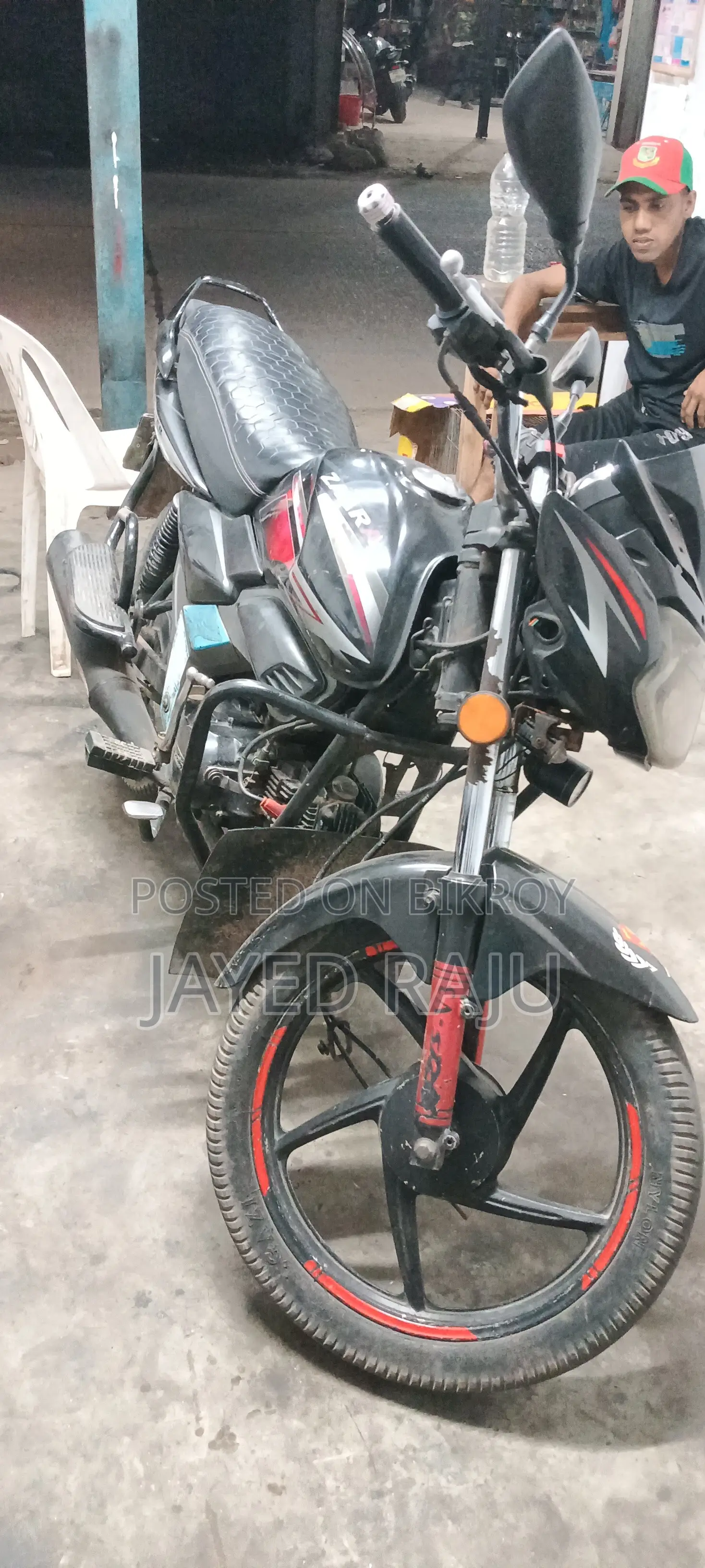 এইচ পাওয়ার যারা-১০০ ২০১৮ কালো