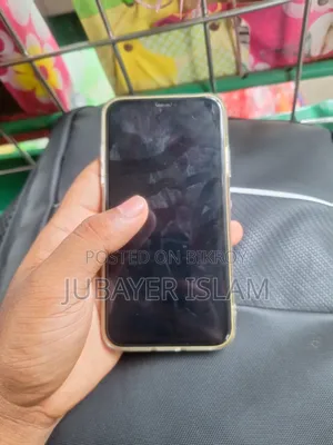 অ্যাপল আইফোন ১১ ১২৮ জিবি ইয়েলো