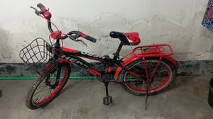 This bicycle will be sold, the bicycle is very good, I have ridden it for only three months