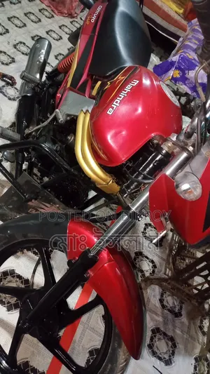 Mahindra Centuro 2018 Red
