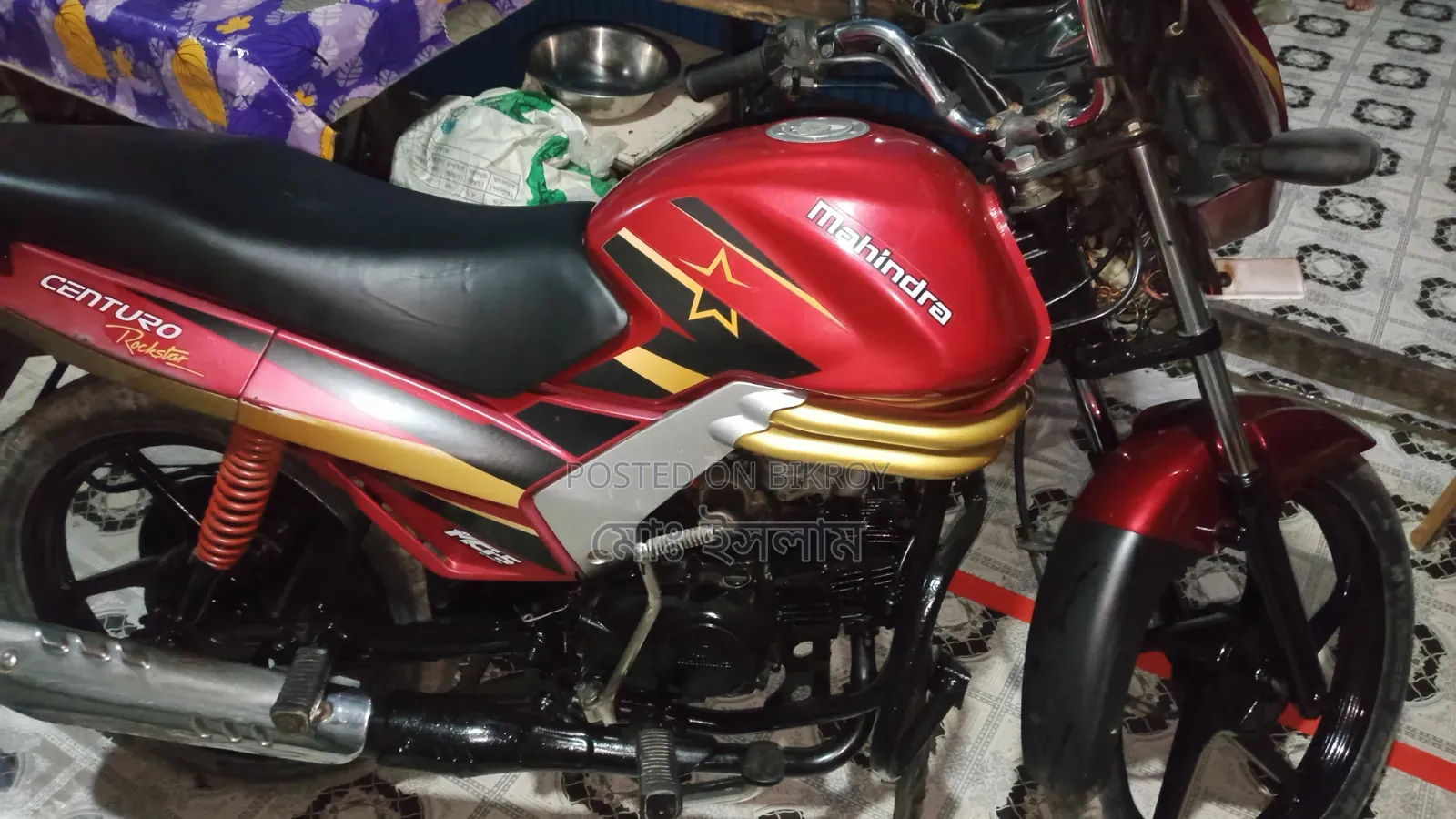 Mahindra Centuro 2018 Red