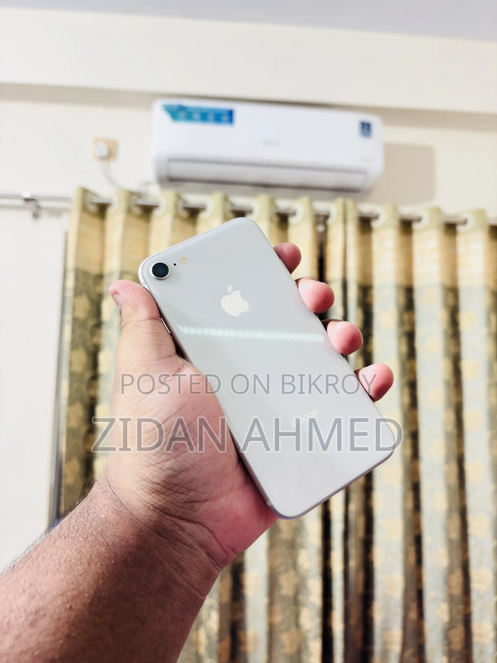 Apple iPhone 8 64 GB White