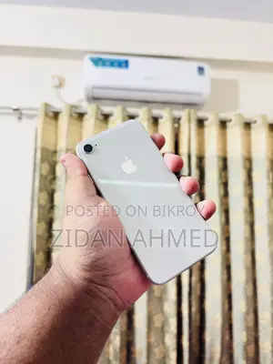 Apple iPhone 8 64 GB White