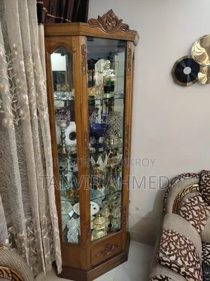 সেগুন কাঠ এর শোকেস