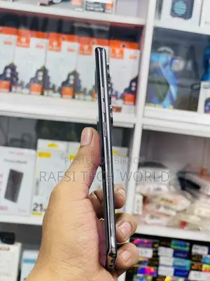 টেকনো ক্যামন ৪০ প্রো ৪জি ২৫৬ জিবি গ্রে