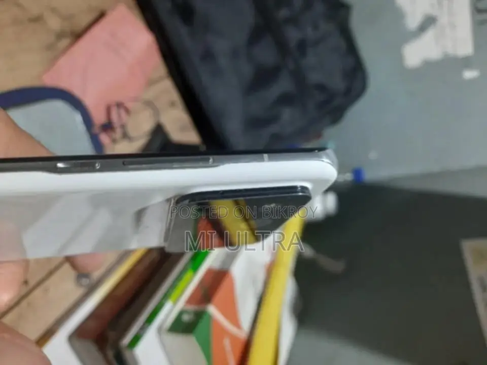শাওমি মি ১১ আল্ট্রা ২৫৬ জিবি সাদা