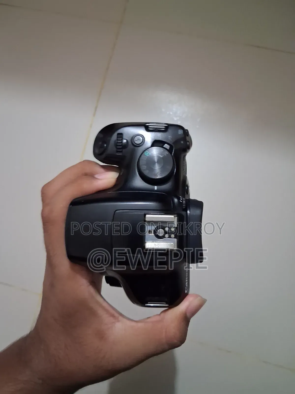 Canon EOS 1300D + 18-55mm Kit Lens
