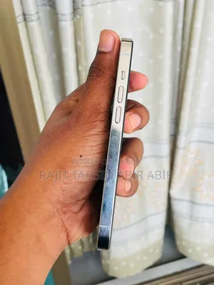 অ্যাপল আইফোন ১৪ প্রো ২৫৬ জিবি গোল্ড