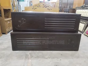 5/7 Feet Lacquered Bed