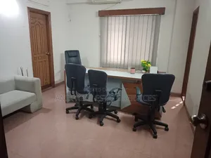 গুলশানে ৩২০০ বর্গফুটের সম্পূর্ণ সাজানো অফিস স্পেস ভাড়া হবে
