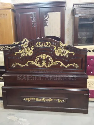 Box Style Bed 5/7 Feet. M# 438