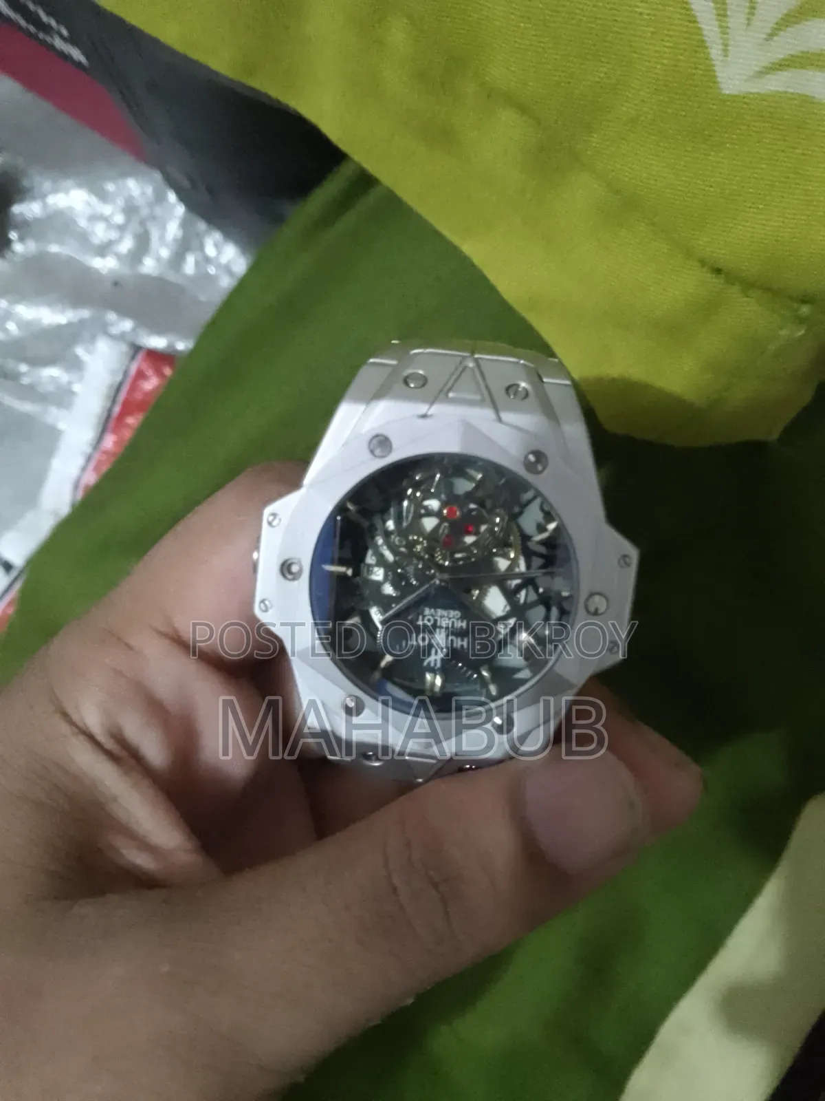হাত ঘড়ি পুরুষের